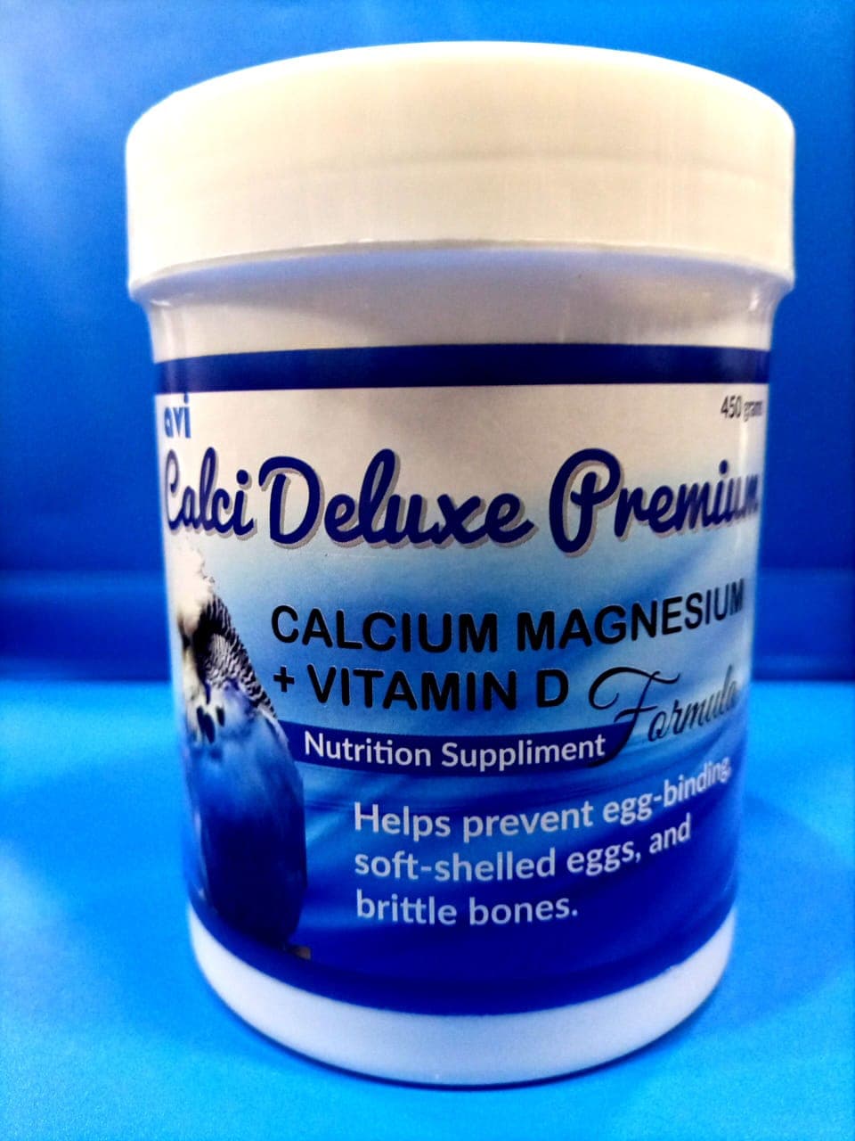 Avi Calci Deluxe (for Rare Breeds) 

Avi Calci Deluxe contains 50 vitamins, minerls, Calcium and Vitamin D. 

 Usage: 

 Add 20g per kg of food to boost active calcium level. 

 