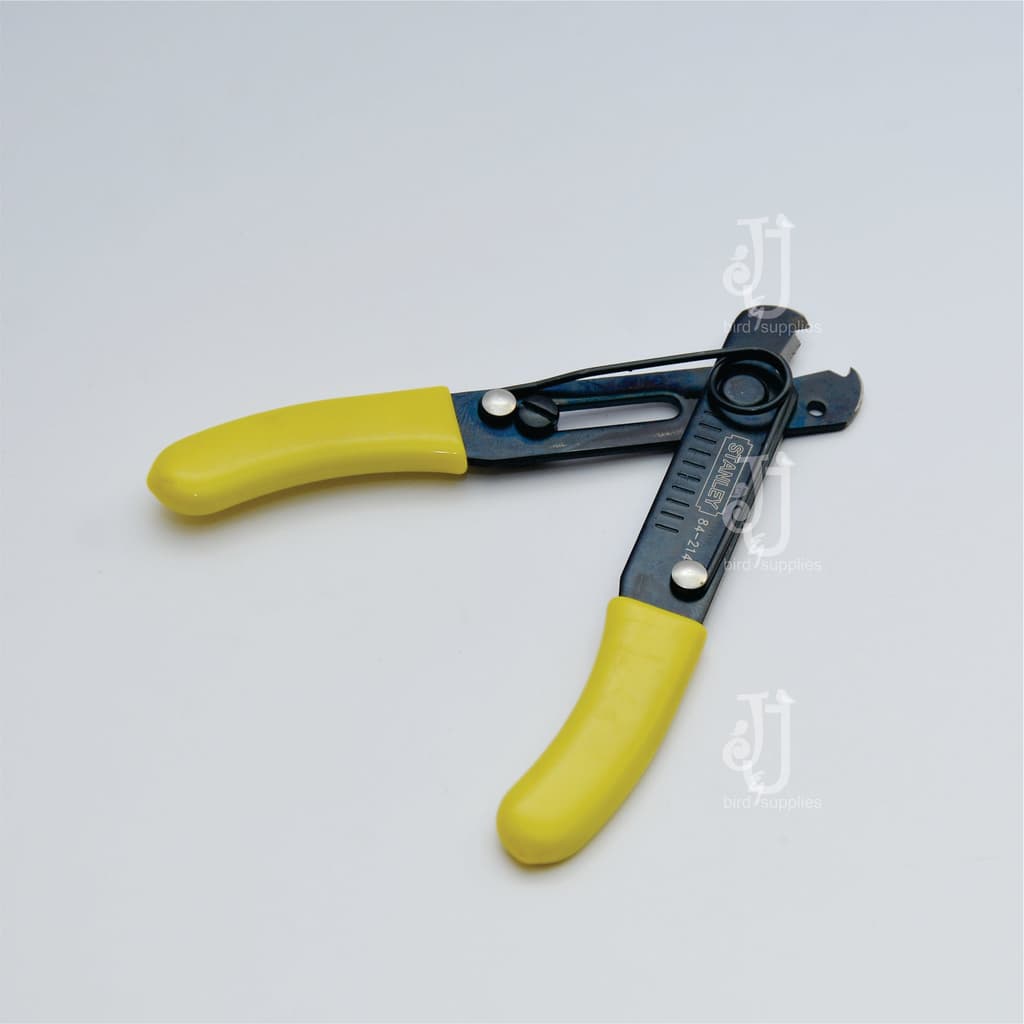 Bird Leg Ring Cutter 

 Cuts Aluminum and plastic leg rings. Removal of the ring or band without fracturing is not easy without this special cutting tool along with adjusting slide